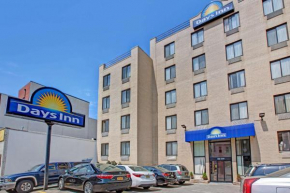 Гостиница Days Inn by Wyndham Brooklyn  Бруклин